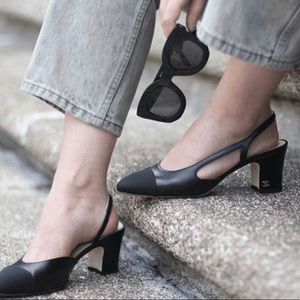 ❌SOLD❌CHANEL Mademoiselle Leather Slingback Sandal